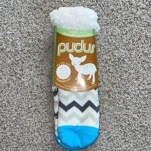 Pudus Slipper Socks